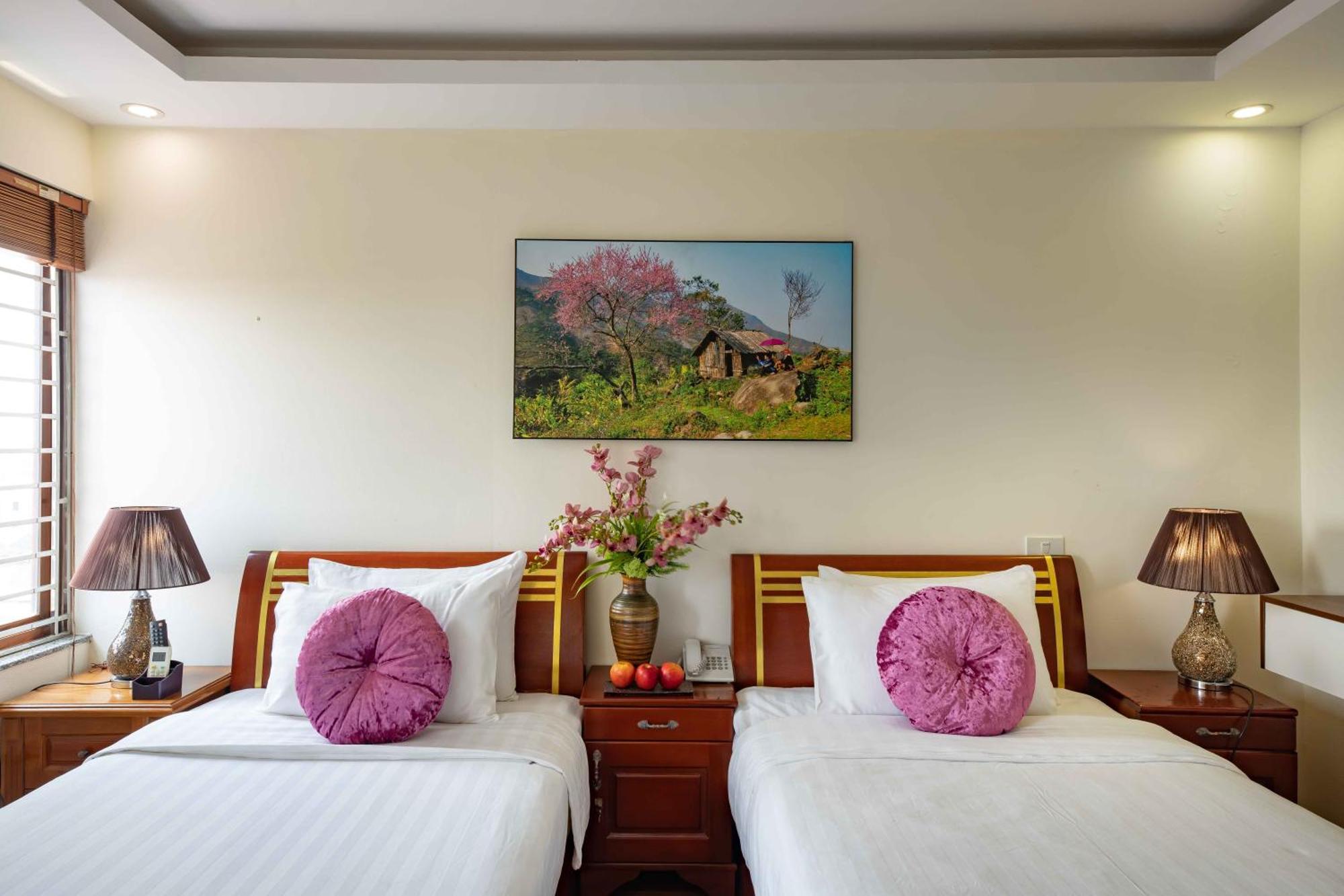 Viet Village Airport Hotel & Restaurants Hanoï Extérieur photo