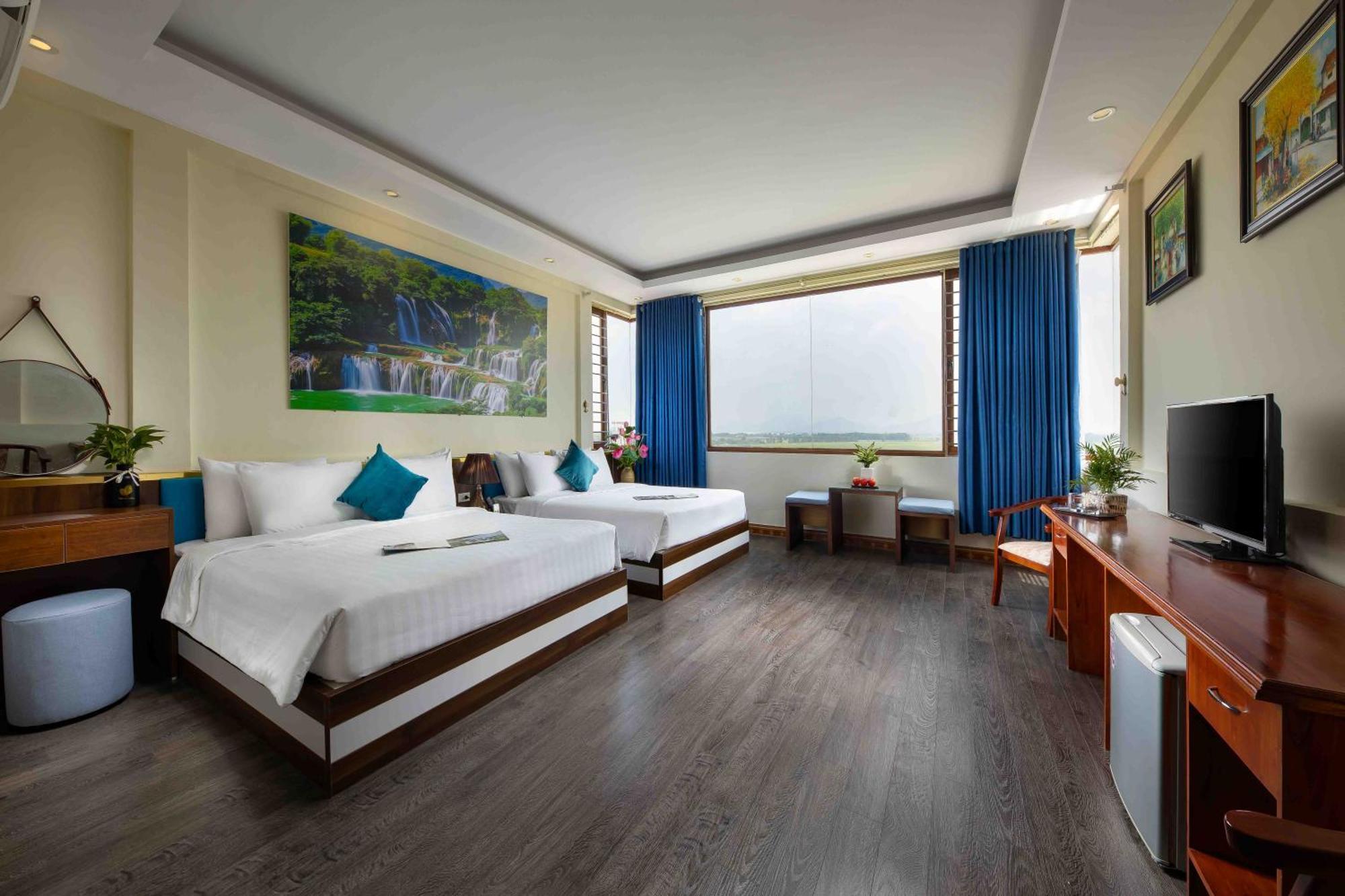 Viet Village Airport Hotel & Restaurants Hanoï Extérieur photo