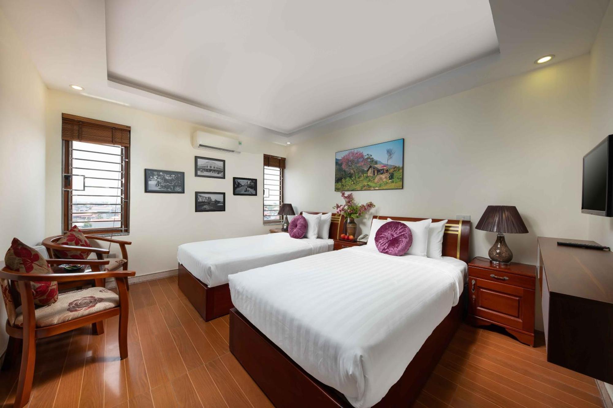 Viet Village Airport Hotel & Restaurants Hanoï Extérieur photo