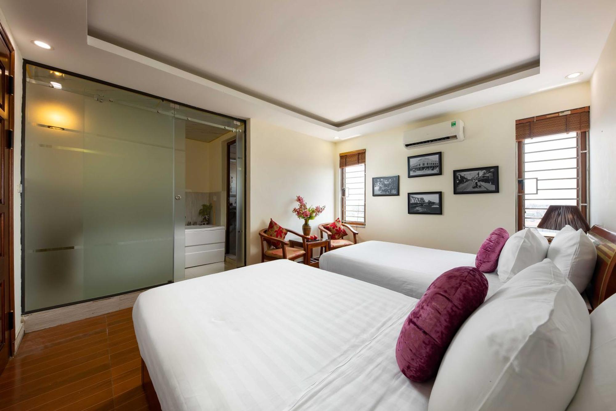 Viet Village Airport Hotel & Restaurants Hanoï Extérieur photo