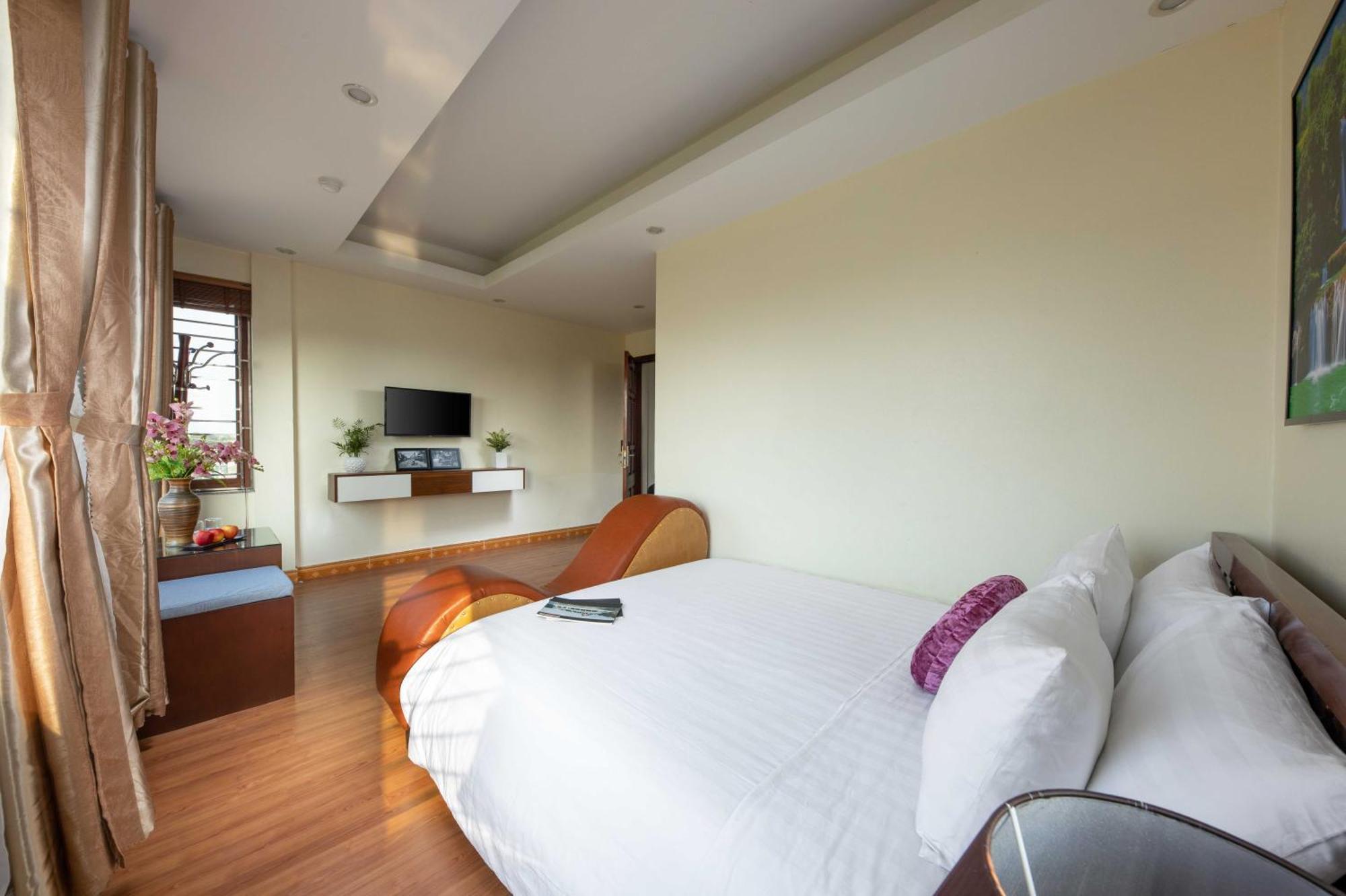 Viet Village Airport Hotel & Restaurants Hanoï Extérieur photo