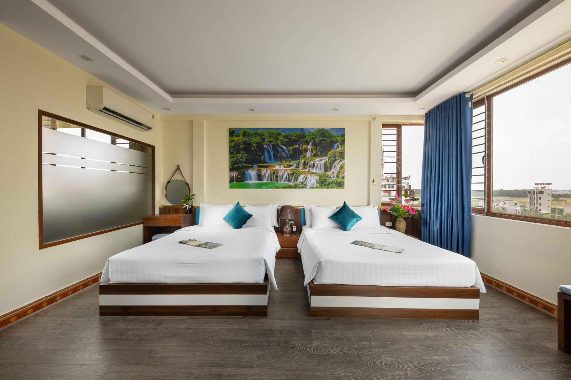 Viet Village Airport Hotel & Restaurants Hanoï Extérieur photo
